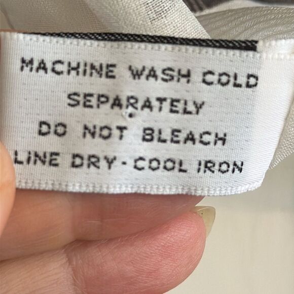 Vintage Kathie Lee black with white border semi sheer polyester square scarf - Picture 5 of 8